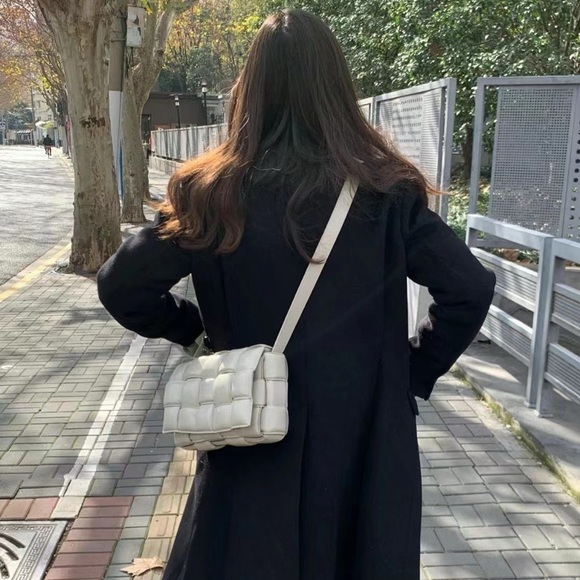 Bottega Veneta Padded Cassette Handbag - Picture 3 of 3